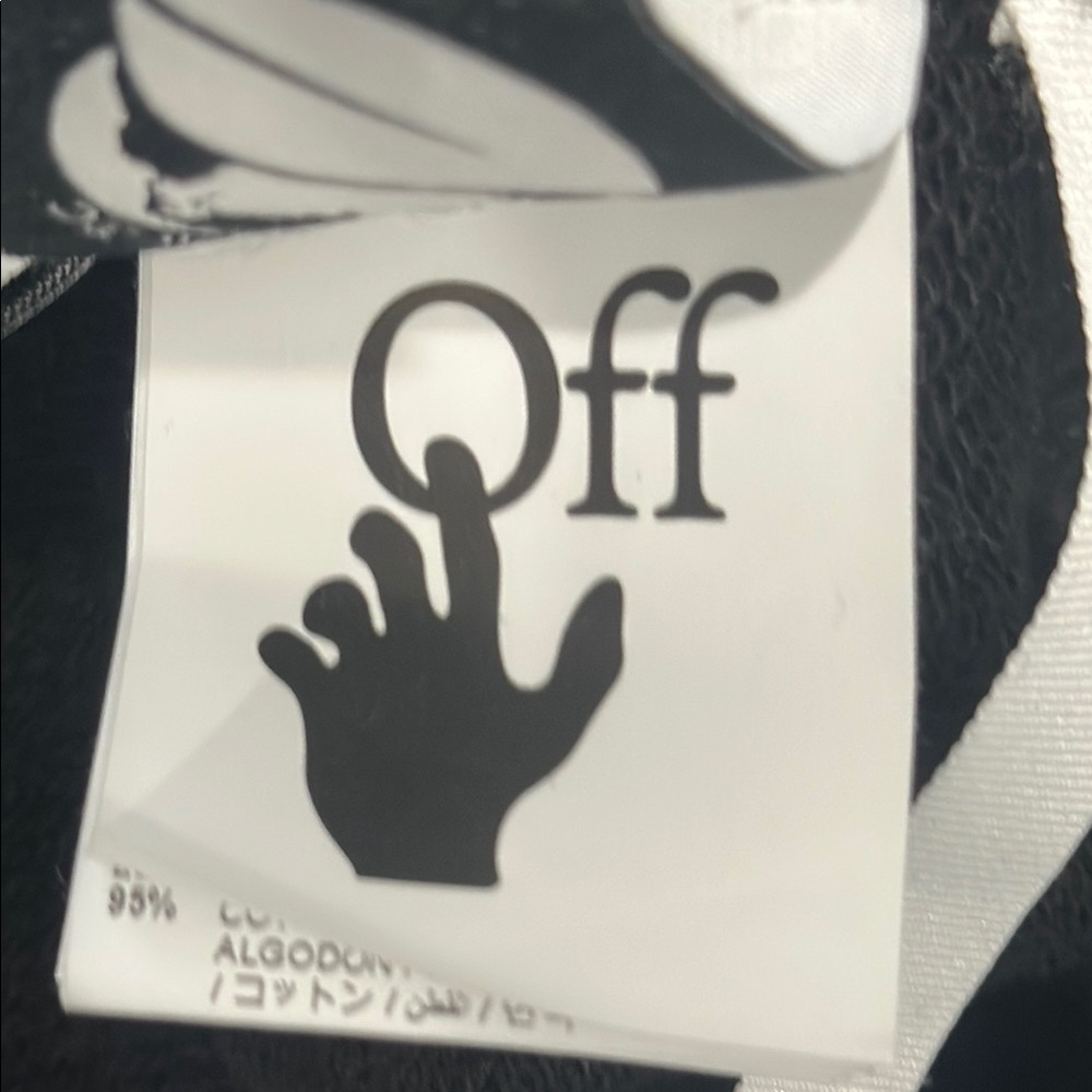 Off-White Inverted Red Arrows - Picture 5 of 7